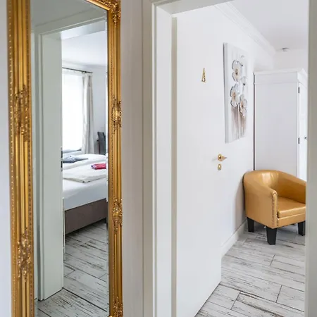 Claras Gartenblick In Schwerin, Naehe Schloss, Hbf & Altstadt, Ruhige Zentrale Lage, Kostenfreie Parkplaetze Appartamento Schwerin (Mecklenburg-Vorpommern)